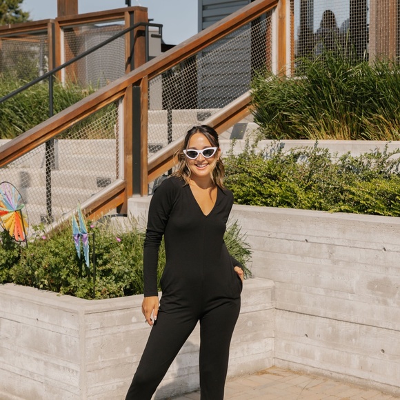 Smash + Tess Friday Romper - Picture 3 of 3